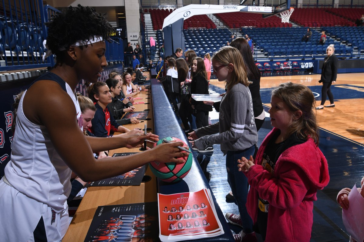 DuqWBB's tweet photo. Following Sunday's game vs. George Washington, the Dukes will be signing autographs for all fans! We'll also have a special guest joining us! 🖊️

@AprilRobinson32 will be closing out the autograph line! #GoDukes https://t.co/OBh4C0FOvJ