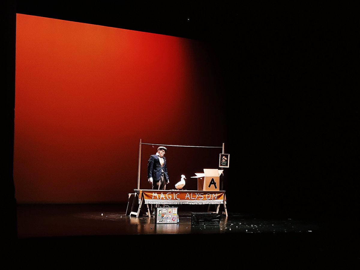 Cuando la magia se junta con la interpretación... ¡disfrutamos el doble! #Zgzescultura