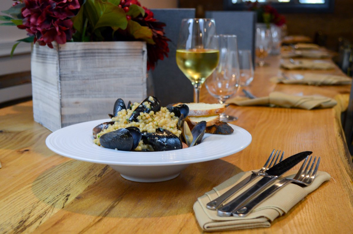 OneidaFS's tweet image. Put your plating on a pedestal with Botticelli dinnerware.

📸: @BetheFork
🍽: Botticelli Collection #ThisIsOneida 
🔗: View in 3D on Plate Envy zurl.co/Hmoq