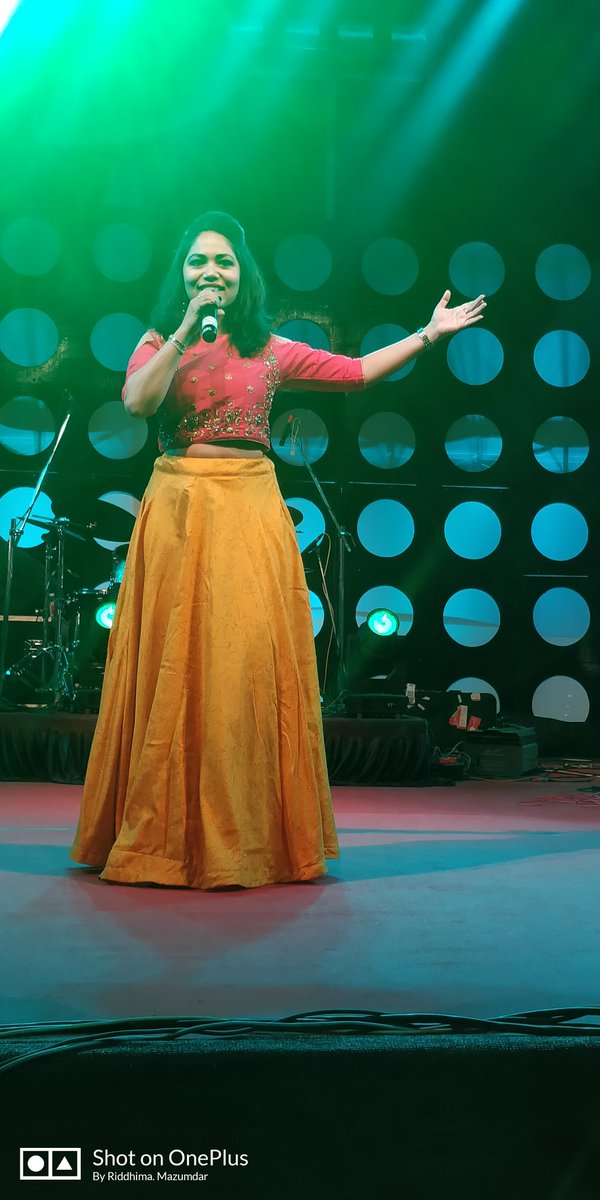 RiddhimaMazumd1's tweet photo. Hosted #bollywood #sangeetnight with #zeecine #award #winner of best female playback singer for the song Pallo latke from the film "Shaadi mein zaroor aana"- @jyotica_tangri
#RiddhimaMazumdar #msindiadivas #host #anchor #preweddingevent #gigs #emceelife #weddingevents #music https://t.co/NYfizeDl3f