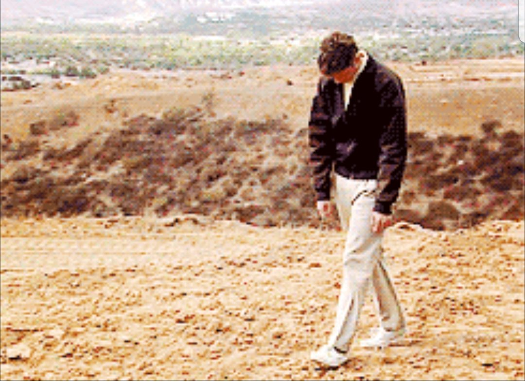 DxyD-7PV4AASlu7?format=jpg&name=medium