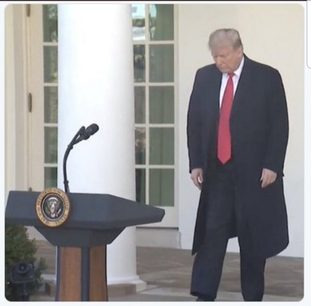 DxyD97hUUAARUcq?format=jpg&name=medium