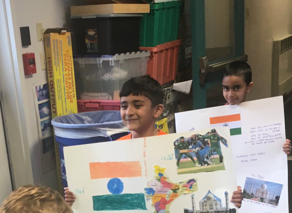 ScarbMESchools's tweet photo. First grade parade, a proud cultural celebration! #RedStormPride #redstormlearns #redstormready https://t.co/5ZbsOx62OW