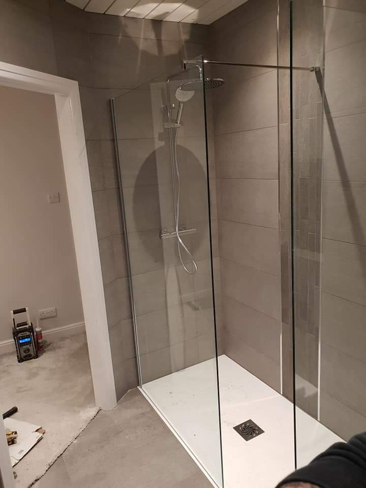 j_joiners's tweet image. Bathroom completed 😊