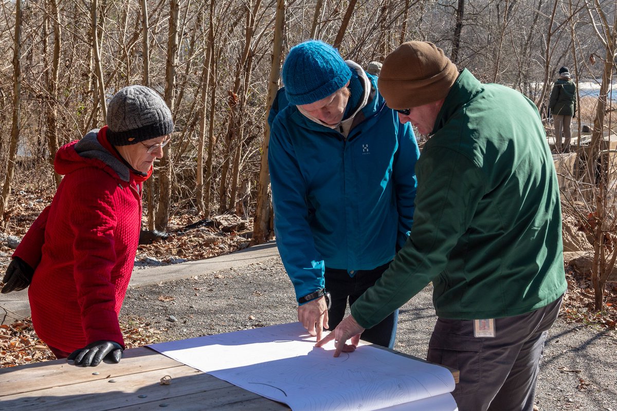 ChesterfieldVa's tweet photo. During Dutch engineer Adriaan Kok's recent visit to the region, @CCPRVA &amp; @FOLARVA  jumped at the chance to get his insight on plans for a bridge that will span the Appomattox River, connecting #Cfield &amp; Dinwiddie counties.

We’re glad he generously lent his expertise to us! https://t.co/nfwHw80Qwj
