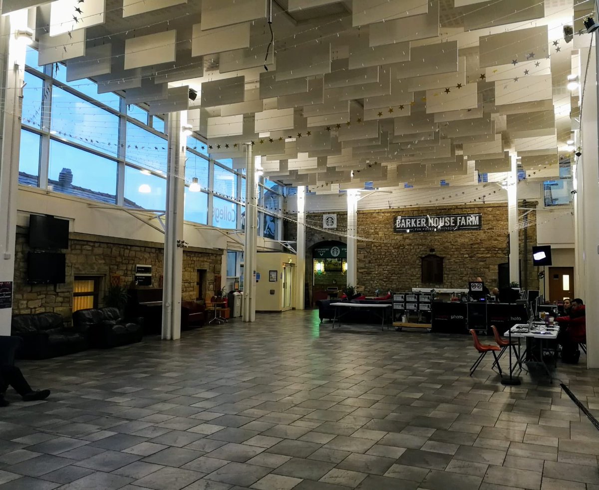 Thanks <a href="/LancasterSU/">Lancaster Uni SU</a> for having us for your club photos today, look forward to the next year #ClubPhotos2019