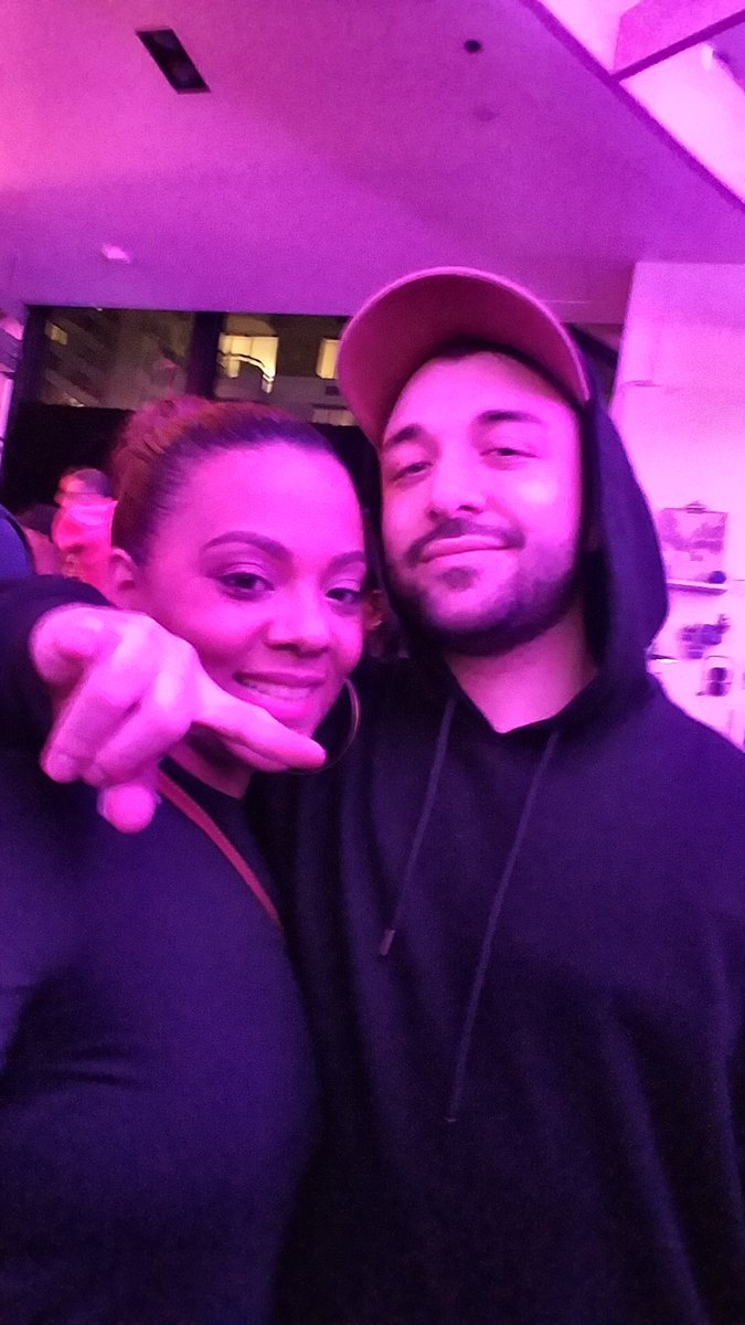 juju_TeamDolla's tweet photo. Screaminn HAPPY BIRTHDAY to my one of my faves!! @Gabeshaddow π₯πΎππππ₯ππ#fbfpic https://t.co/0SFd8Oy4tR