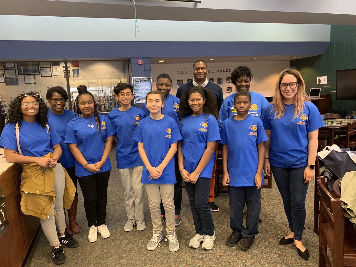 MsSeeneyTweets's tweet photo. Very proud of our reading bowl team! We were one point/question away from placing 2nd! 🦅📚🥉 https://t.co/Mssd2hVsxk