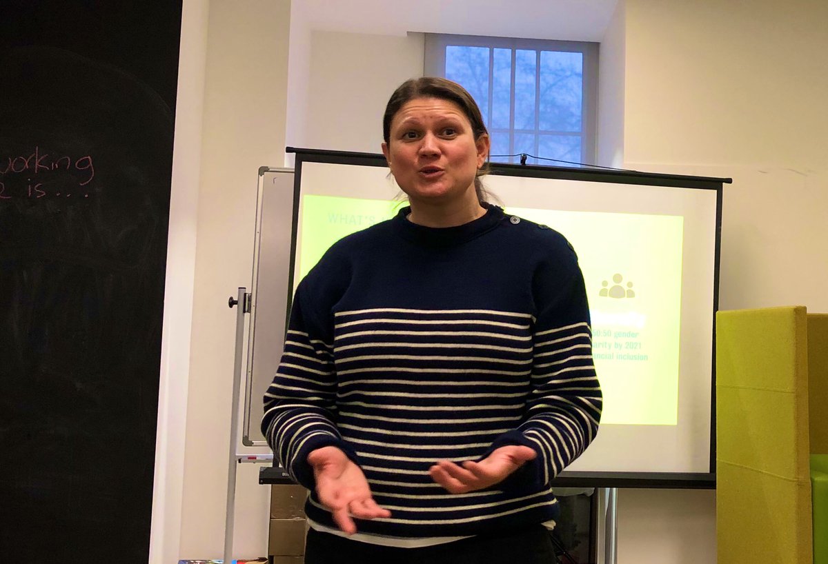 _aroundcorners's tweet photo. Great to meet @edhalliday @InnovateKings this morning presenting #healthtech innovators @cedillapublish Sarah Findlay #mypainscore tackling #chronicpan and @LiveMore2018 Matt Waugh enabling #selfcare in #psychiatric #inpatients #demoday 13 June https://t.co/xXGMRVYFHW
