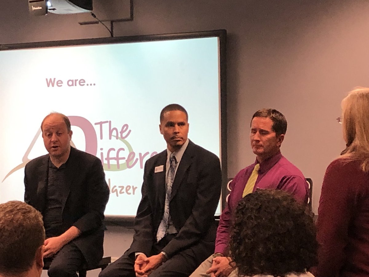 The Governor of Colorado reading to Kindergarten students at Trailblazer Elementary <a href="/TrailblazerD11/">Trailblazer Elem.</a> @D11Supt <a href="/CSSD11/">Colorado Springs Schooll District 11</a>