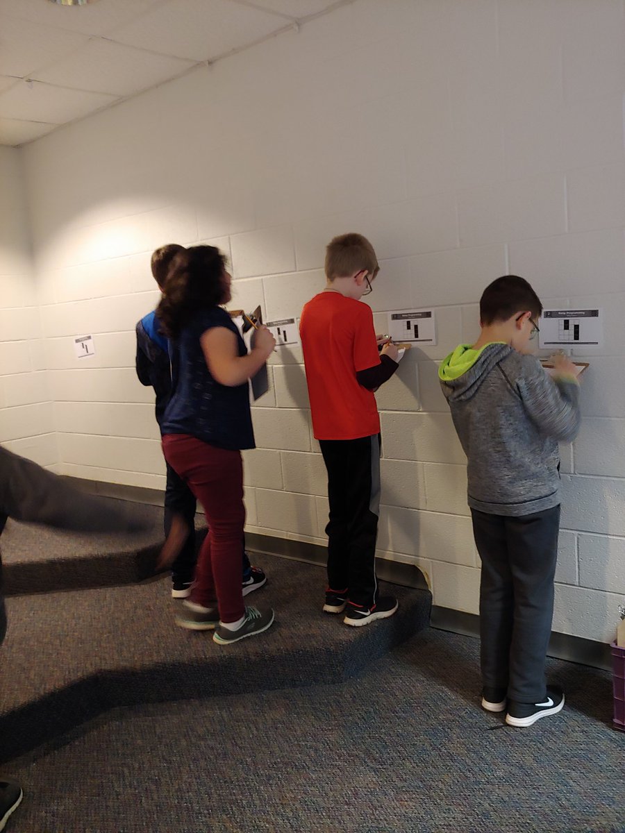 MsSchiffresMVES's tweet photo. 3rd and 4th graders have been thinking like programmers. We worked as teams to debug our codes #KidsCanCode #MVESteach https://t.co/WcQU0DThi5