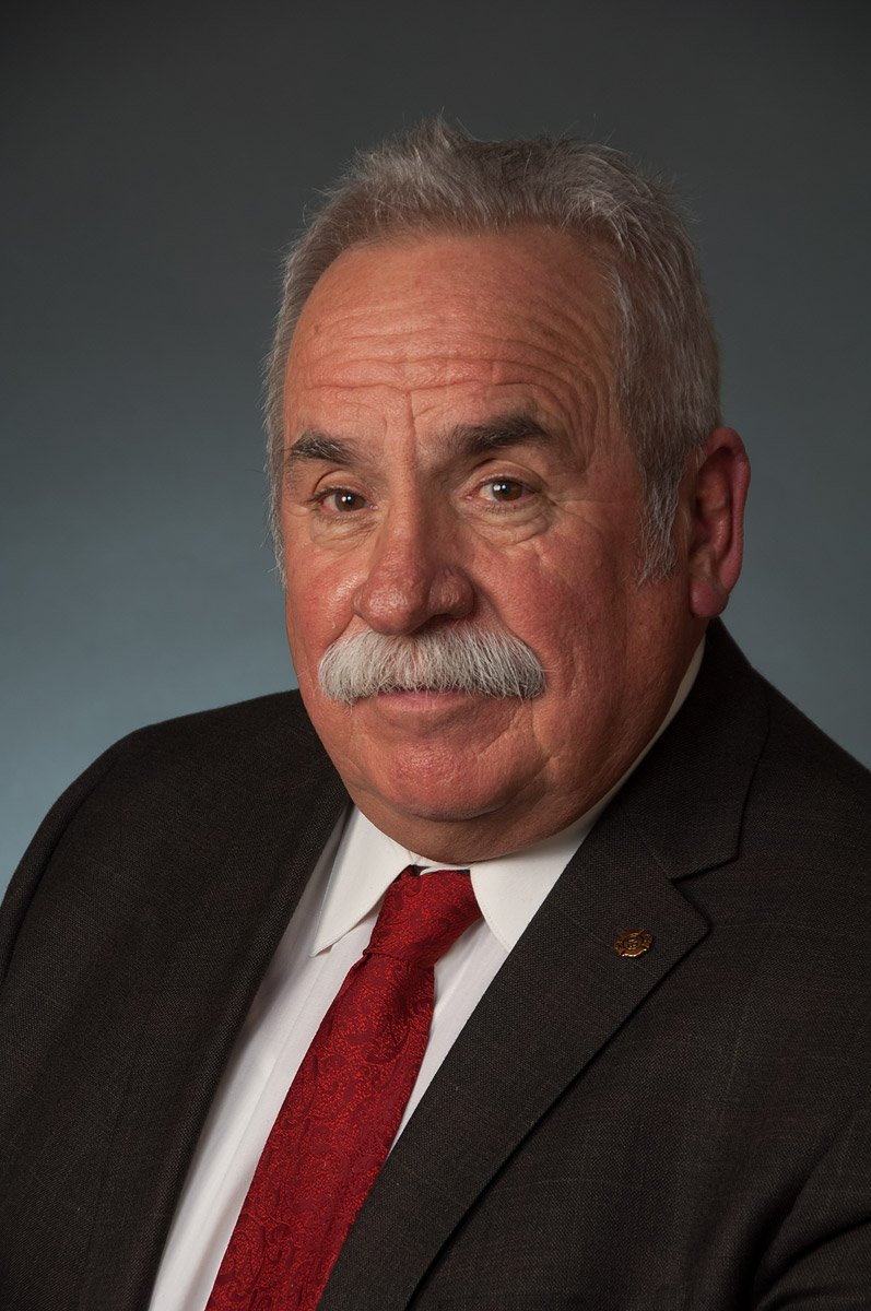 PortColborne's tweet photo. It is with heartfelt sadness that I let you know of the passing of former Ward One Councillor John Mayne. He represented the constituents of Ward One for four years. Our prayers go out to his wife Mickey &amp; family. Our flags have been lowered in John's honour. 
- Mayor Steele https://t.co/to4wmegegT