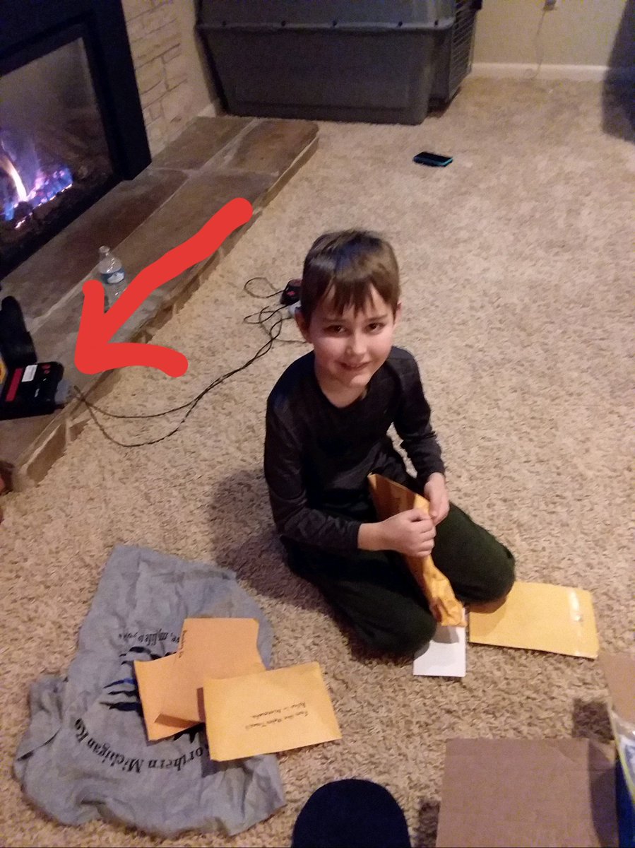 thebchild's tweet photo. Hey @Xbox  This photo is of 8 year old Perryn Miller.  He was recently diagnosed with stage 4 glioblastoma cancer.  Check out his gaming console in the background.  How many likes for you to hook him up with a sweet #xbox1? #Perrynstrong @XboxSupport @XboxGamePass https://t.co/xRPfAUNkFb