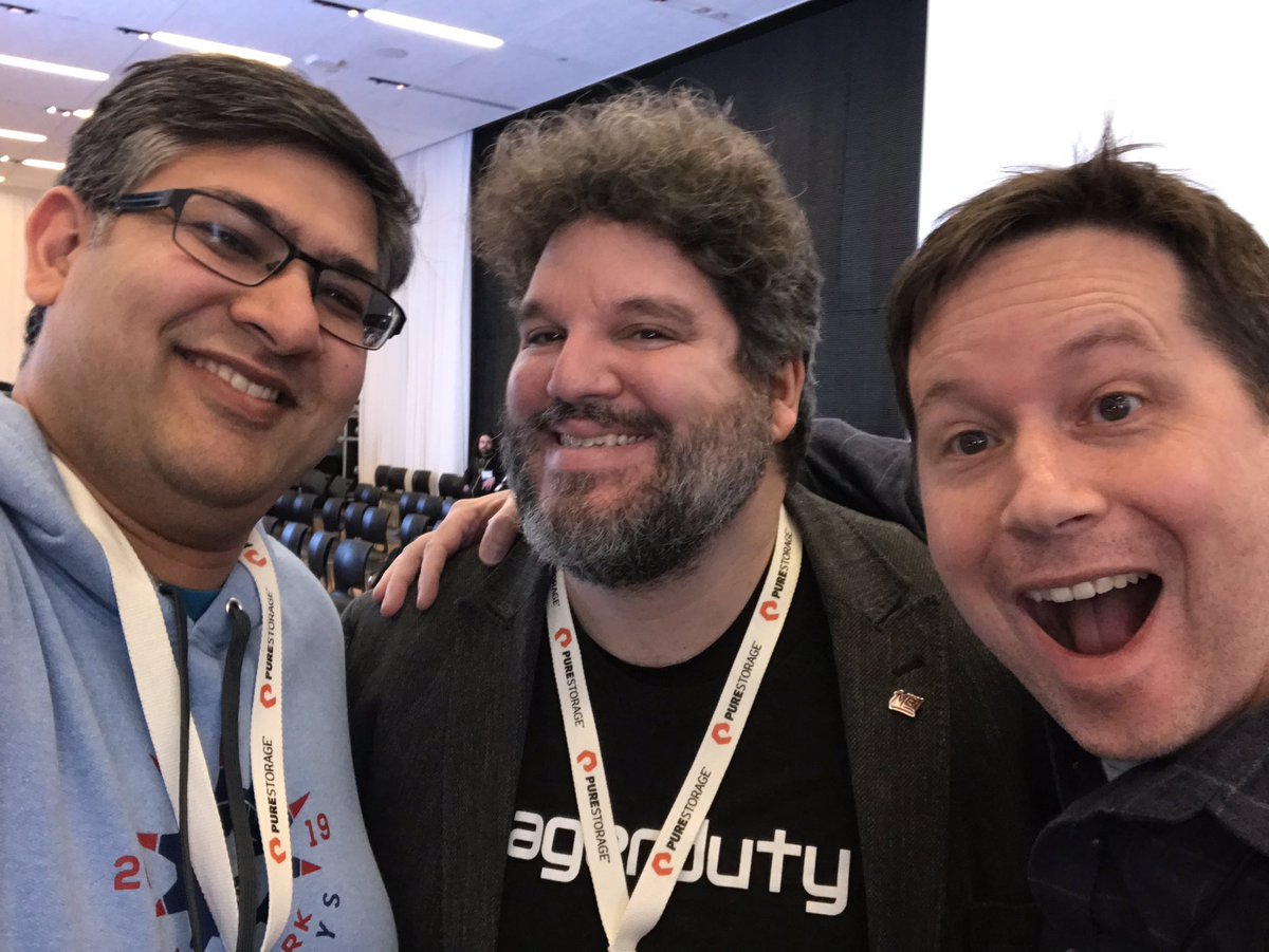 aga_sumit's tweet image. My fan boy picture of #DevOpsDaysNYC