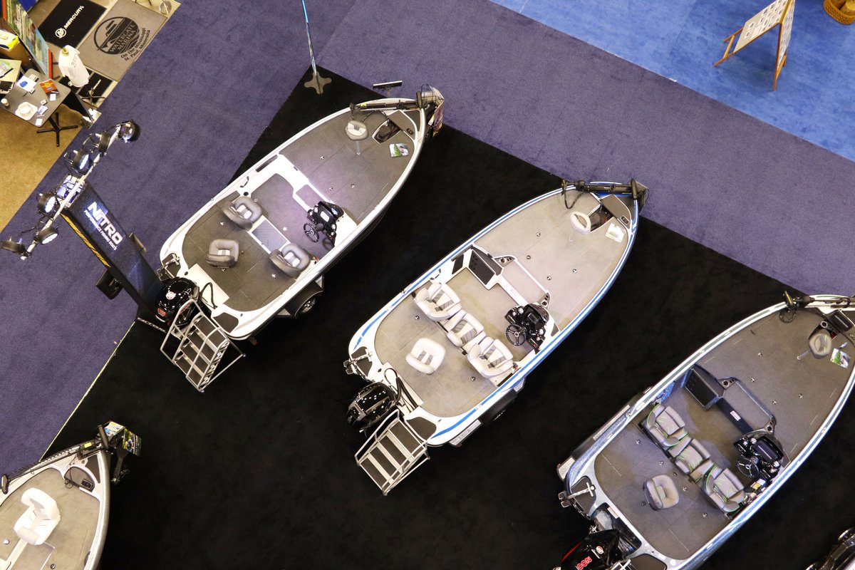 MeetMinneapolis's tweet photo. Boats on boats on boats! Swing by the Convention Center this weekend for the @MPLSBOATSHOW! https://t.co/41sKlJI3QD