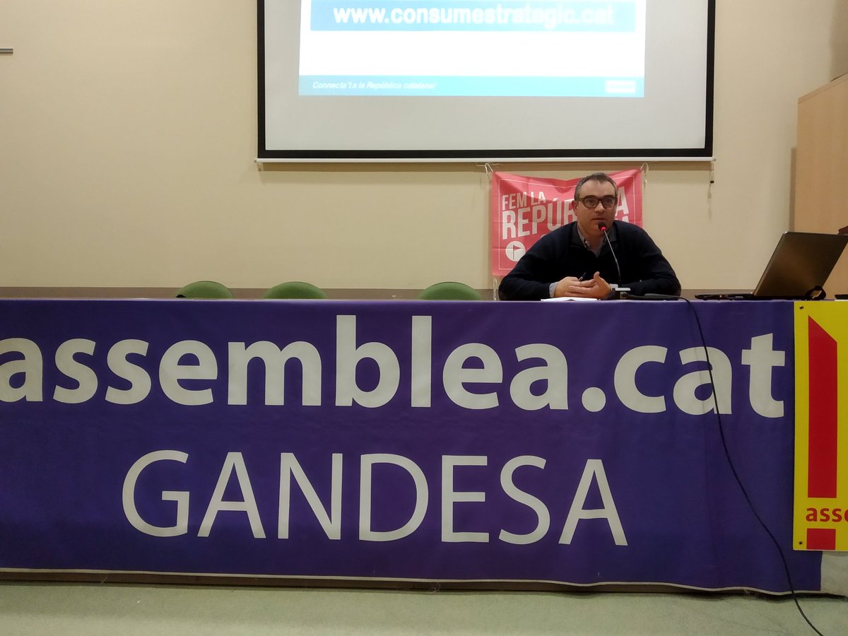 ANC Gandesa (@ancgandesa) on Twitter photo Avui hem parlat d'afeblir el poder de l'estat a Catalunya amb <a href="/DavictusCat/">David Fernàndez</a> i de les properes accions <a href="/assemblea/">Assemblea Nacional Catalana</a> amb <a href="/jvallesdalmau68/">Joaquim Valles</a> a #Gandesa #TerraAlta Avui hem parlat d'afeblir el poder de l'estat a Catalunya amb <a href="/DavictusCat/">David Fernàndez</a> i de les properes accions <a href="/assemblea/">Assemblea Nacional Catalana</a> amb <a href="/jvallesdalmau68/">Joaquim Valles</a> a #Gandesa #TerraAlta