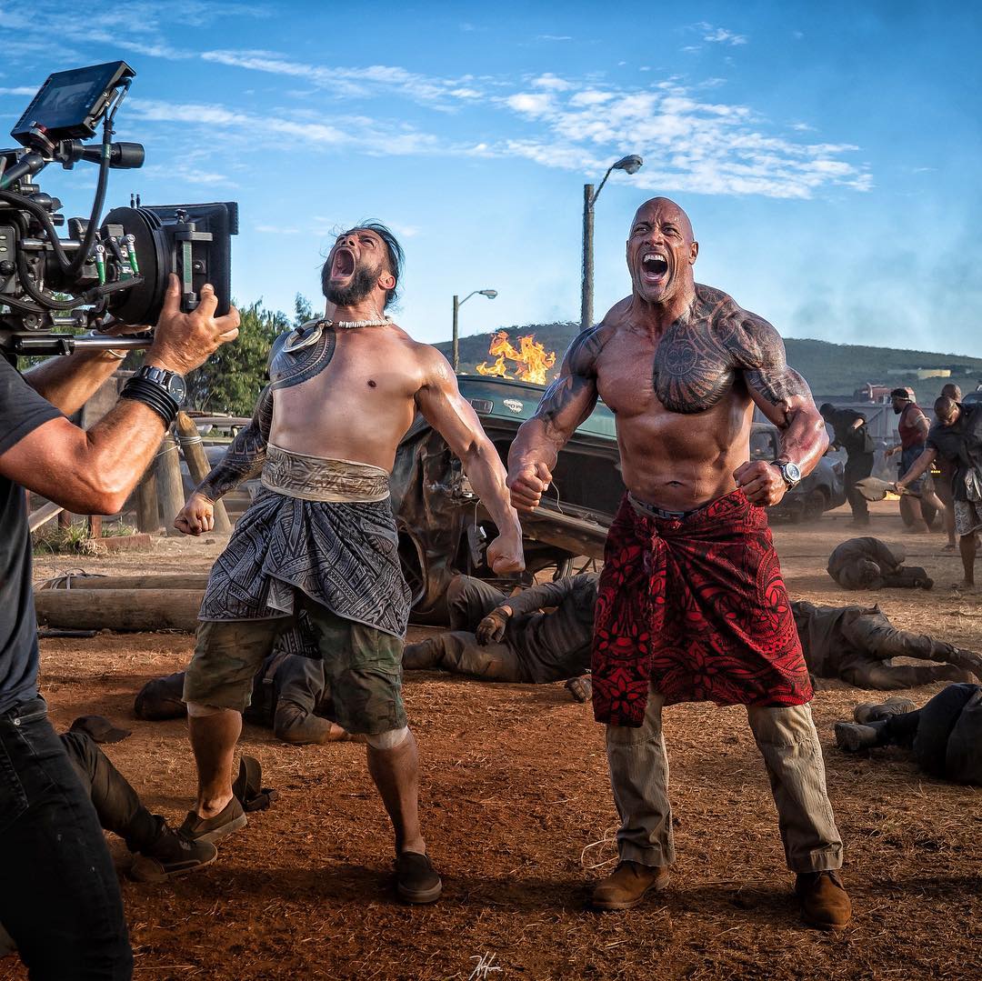 ActriceNews's tweet photo. #BREAKING/#INFO/#NEWS/@WWE Dwayne Johnson (@TheRock) annonce via son compte instagram que Roman Reigns (@WWERomanReigns)  jouera le role de son frère dans le film "Fast &amp; Furious Presents Hobbs &amp; Shaw" qui sortira cette été #WelcomeRomanReigns #Brothers #HobbsAndShaw 💝💝 https://t.co/72Pr3g1y0v