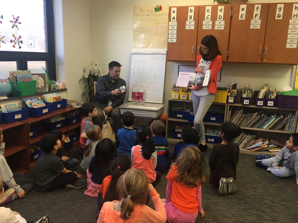 MissHazlett's tweet photo. Many thanks to @DanUmstead for visiting to talk about how-to books and put one into action. We learned how to make a tornado in a bottle! 🌪 We had so much fun! Thank you! https://t.co/RO1JdeTAtm
