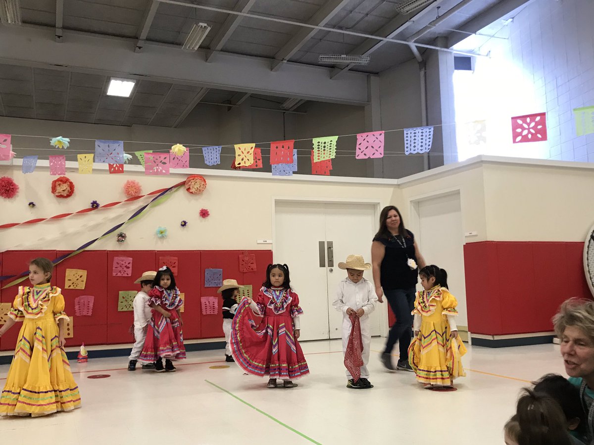 scmejia2's tweet photo. Amazing show! 👏👏👏  @deharovega #gb112 #112leads https://t.co/U8YraentpO