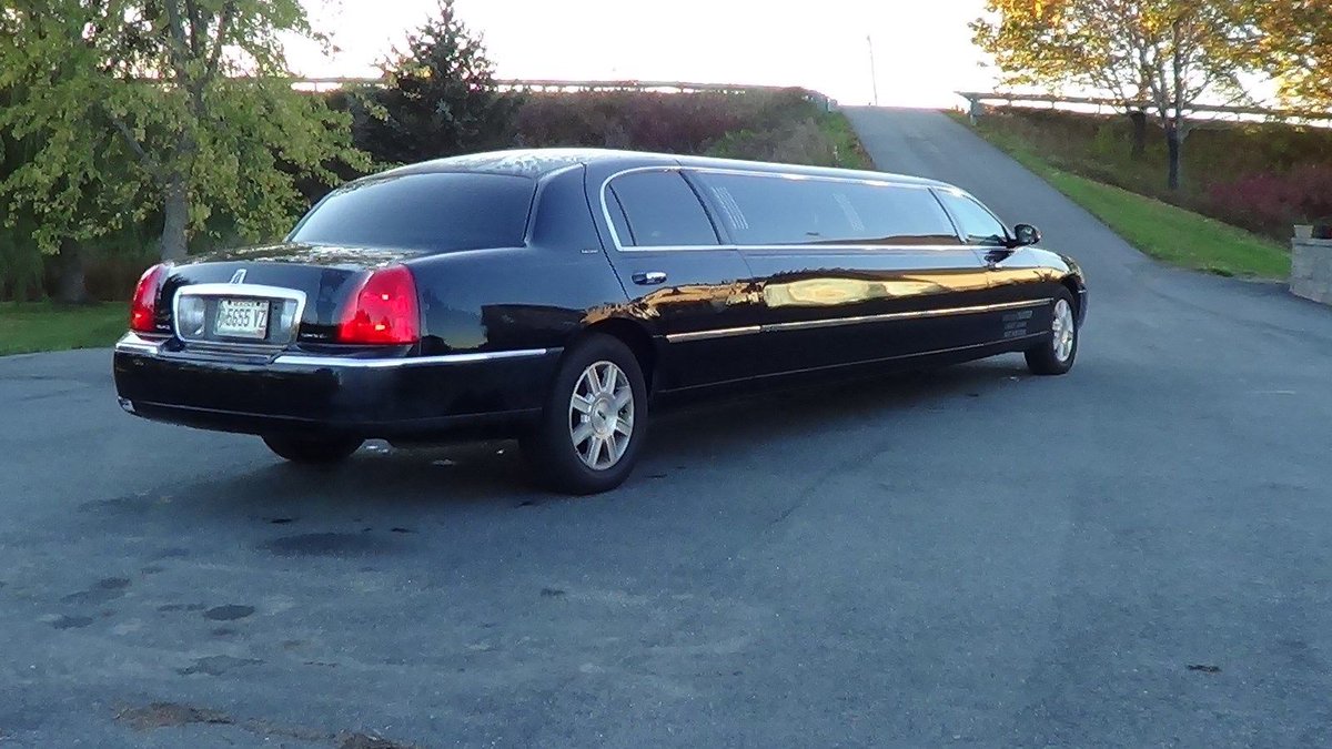 mikeriks's tweet photo. Reliable Limousine Service in Raleigh
https://t.co/XZvoR4zt3B call us (336)213-5171 https://t.co/YTXVBK2XYQ