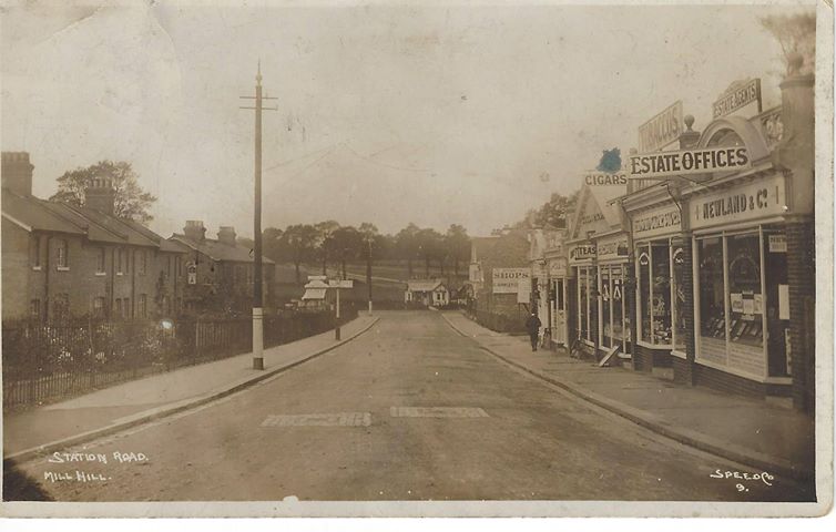 MHHistSoc's tweet photo. Some images of Midland Cottages. once on Station Road, Mill Hill where the M1 is now. They were built to house workers on the London Midland and Scottish Railway line which came to Mill Hill in 1868. https://t.co/vuatEzQOoY