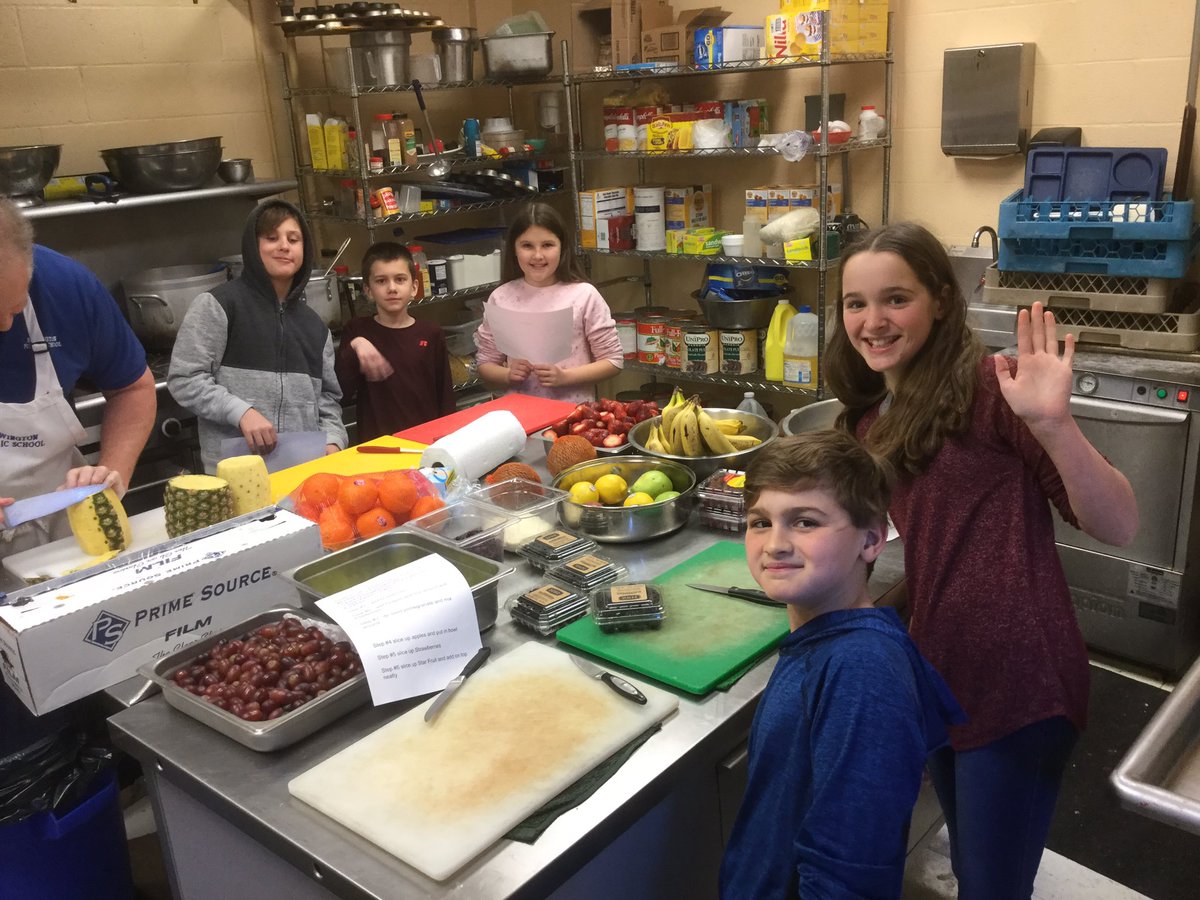 Tooker5and6's tweet photo. We had our fraction fruit salad finale today. Students wrapped up our fraction unit with a fruit salad contest. Thanks to Chef Tom for helping us out. Soul was voted the winner for his banana berry blast salad. What a delicious way to learn about fractions.#NPSrocks #fruitmath https://t.co/6EoplmrK4X