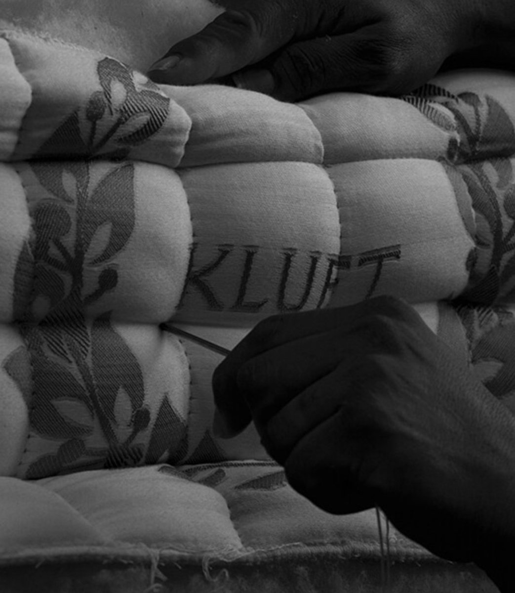 We've reimagined the industry with The #Kluft Standard™, a unique natural chamber of air between the springs and the mattress-top. When the chamber meets the adaptive layers of plush materials, the bed completely synchronizes with your body, creating the most luxurious sleep.