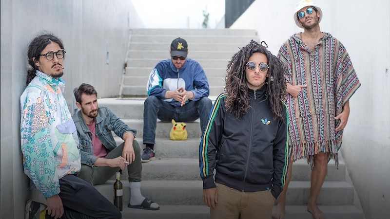 [Album en écoute] La Musica Popular de Verdun, de Clay and Friends : du Brésil à Verdun! <a href="/clayfriendsmtl/">Clay and Friends</a> 
Une bûche musicale dans le foyer de votre quotidien. #hiphop buff.ly/2MCAajG