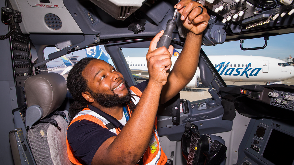 AlaskaAir's tweet photo. Passionate, dedicated and simply amazing. 
 
Today, we want to take a moment to say thank you to all of our employees across our company. You truly make our airline take flight. 

#iAmAlaska https://t.co/P5aQTKhutE