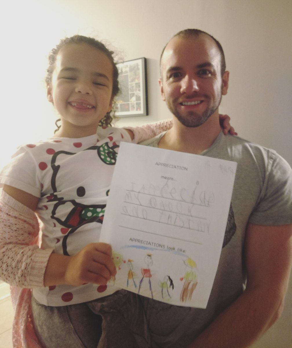scottmhughes's tweet photo. Amaya gave me an appreciation sheet that she made in school today! It says, "I appreciate my daddy and Tristen"

@MPS_Martin @mpspride https://t.co/0qsroY2bqy