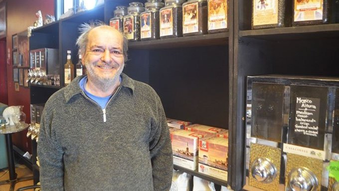 Mi Casa, Tu Casa: Customers become family at Welland's Casa Coffee bit.ly/2CPdZlU https://t.co/4wo1NMgJje