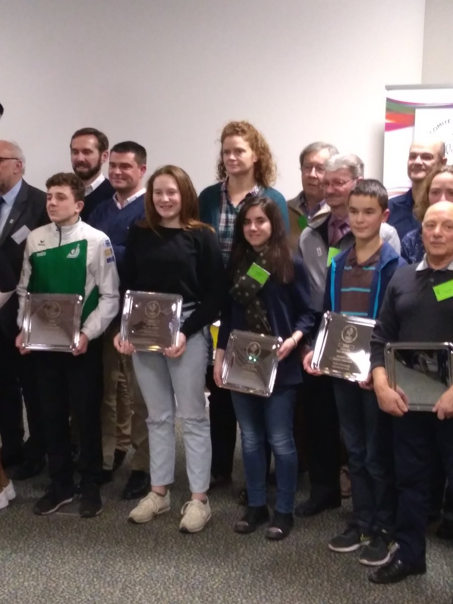 Et c'était une belle soirée pour le #badminton puisque Andrea Ortuno (Gien) à également été récompensée! <a href="/LouiseBadminton/">Louise Bernard</a>  <a href="/CrosCvl/">CROSCentreValdeLoire</a>