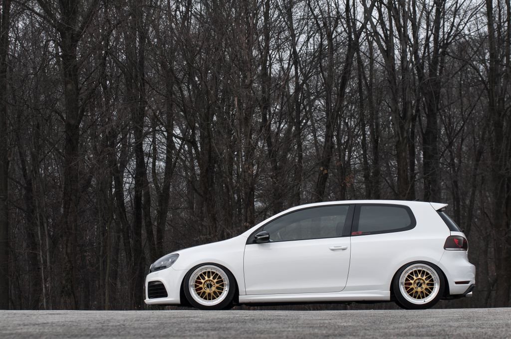 ECSTuning's tweet photo. Give your Volkswagen a boost with Chipwerke plug-and-play systems.

https://t.co/gsxrBEHNNT

#ecstuning #chipwerke #volkswagen #volksnation #vwvortex #mk6 #mk6r #gti #savethemanuals #lifeonair #bagged #dumped #drivetastefully https://t.co/x95r8rN8qM