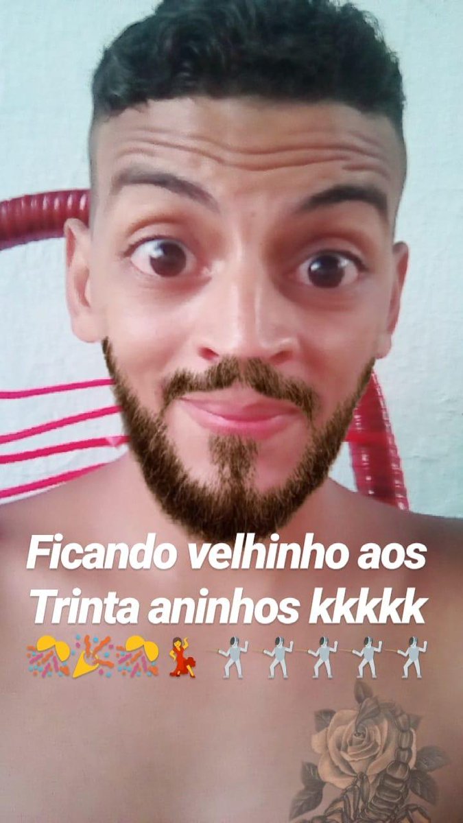 JuniorOderino's tweet photo. Cara ja tou virando memes. Kkkkk tou amando isso. #SextaDetremuraSDV #sweetcamera #cameras https://t.co/0tMRvfLP2s