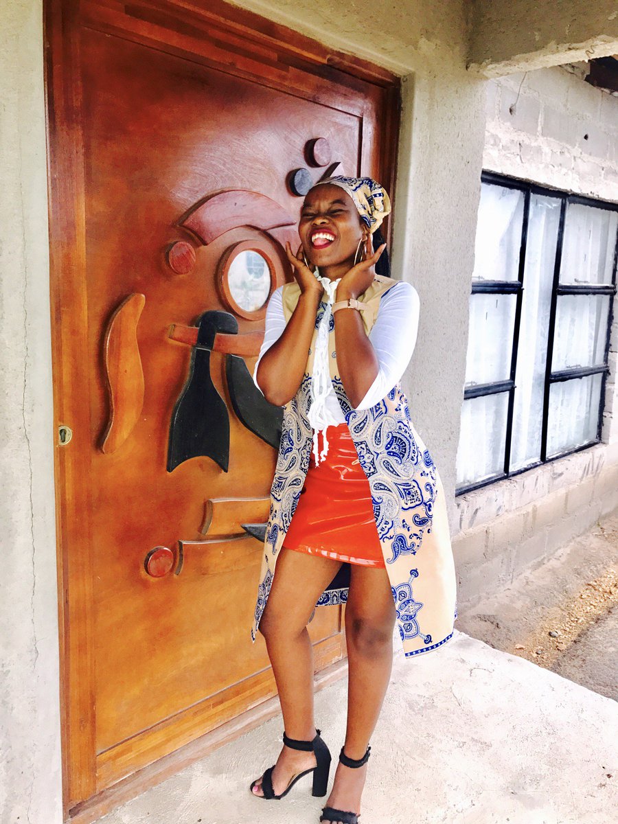 Sphethile7's tweet image. Its my birthday ❤️