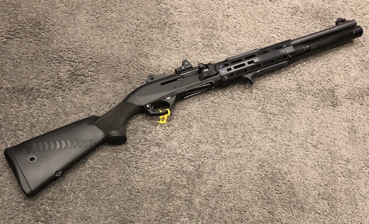 ベネリ m4 ハンドガード