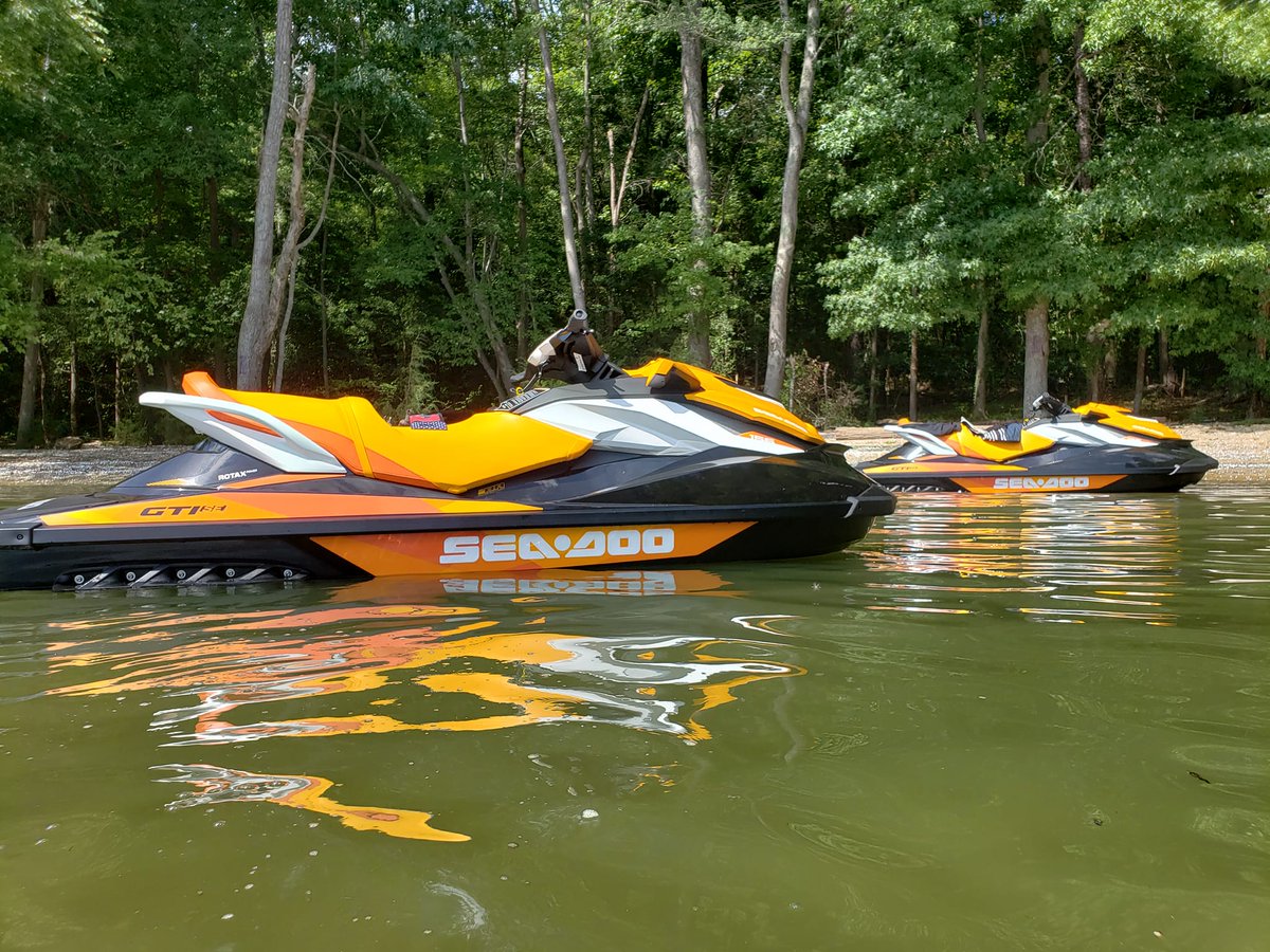 Lovin' the lake life! What about you? Show us your pics for a chance to be featured. 📷: Ed M.'s GTI SE on Lake Wylie in South Carolina. #FanFriday #SeaDoo #SeaDooLife #LakeLife #lakelifestyle