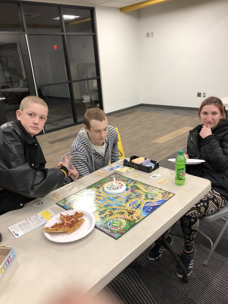 PurdyFBLA's tweet photo. FBLA Board &amp; Card game night! @PurdyRIISchools @ash_mason14 @kayewright22 https://t.co/n1BDUnQI3Y