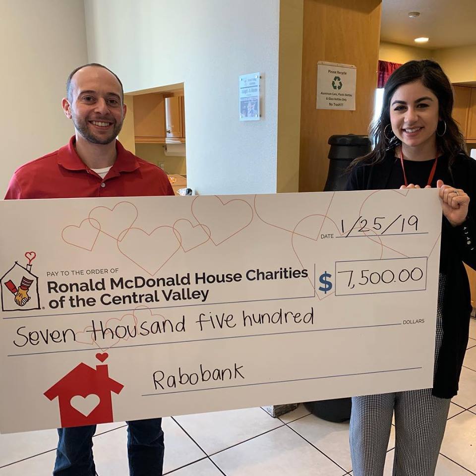 RMHCCenValley's tweet photo. Our GREAT friends @Rabobank continue to support our House with a renewal of their #AdoptARoom partnership AND a #RedHeartBall19 sponsorship! We are so thankful for our #Rabobank family’s support. https://t.co/Xsk8Eulg6Q