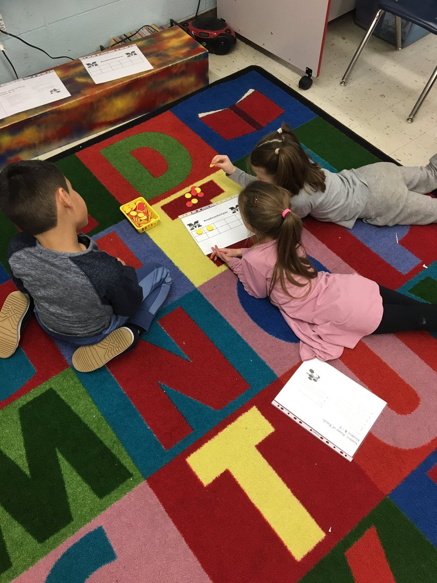 BlessingMahopac's tweet photo. @Stefunek Introdcung The Game of Totals to her first grade students before they break up into Math Stations! #MathRocksInPac #GuidedMathTTT #mathematicians @FulmarsFinest @Ms_Forman_MHS @MahopacSchools https://t.co/PH9QOwOtLq