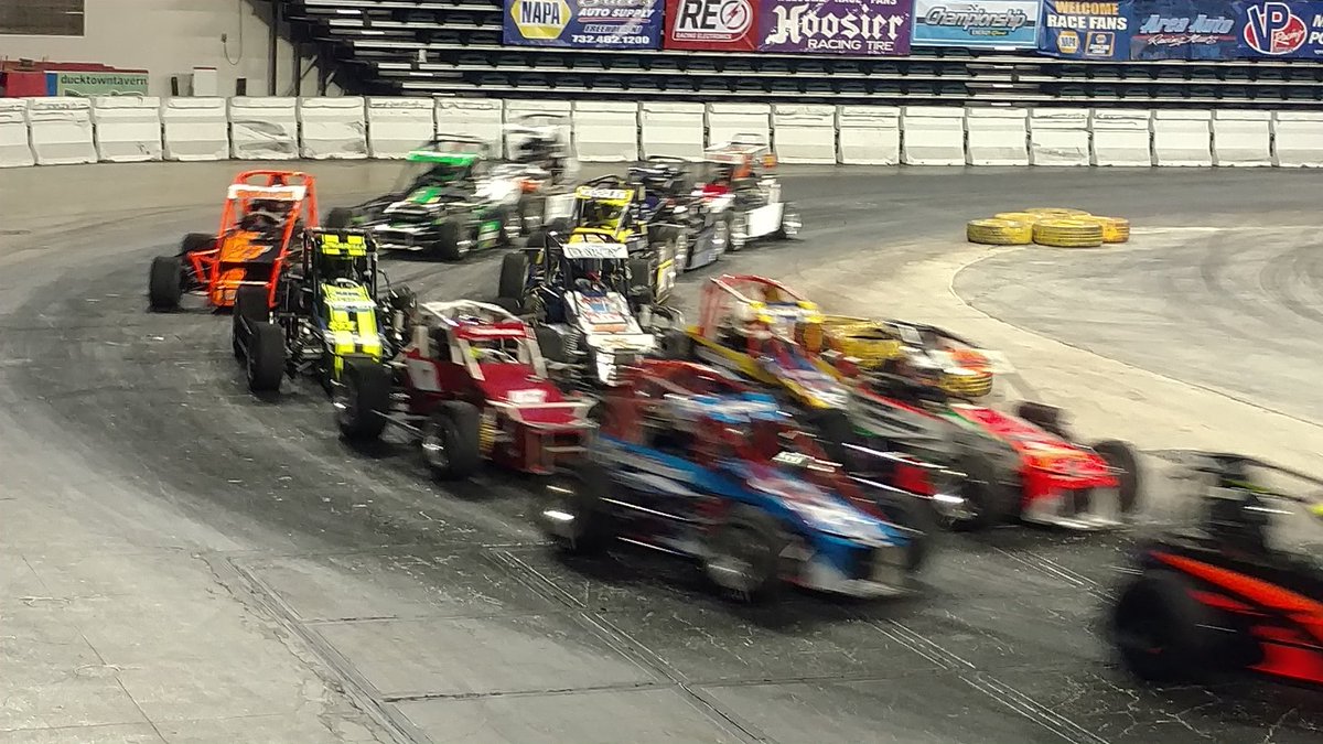 RSweetenImages's tweet photo. Heat one is on the track #acindoor https://t.co/Dj6pk0NP6F
