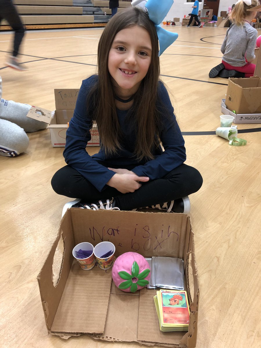 Sizemore2nd's tweet photo. Cardboard Arcade fun... https://t.co/1XKAL5I1az