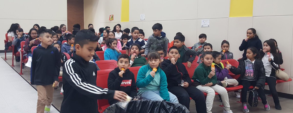 HbGonzalezPta's tweet photo. Today the 3rd - 5th graders @HBGonzalezES enjoyed their Perfect Attendance Ice Cream social. Lots of SWEET smiles! #hbgpta #buildingscholars https://t.co/3QjpSq6GCa