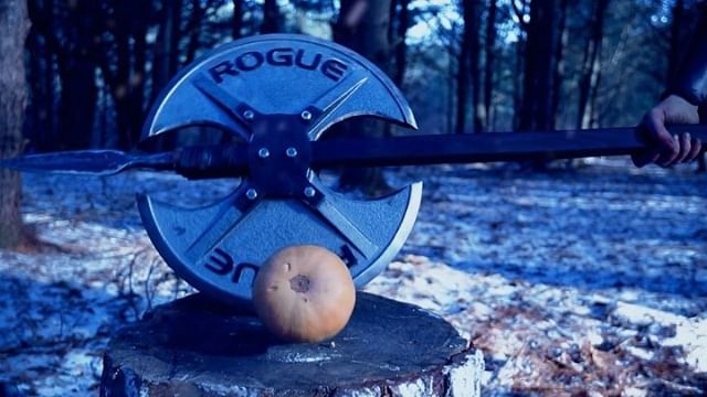 skullandspade's tweet photo. Game of Fools: Weight Plate @roguefitness Battle Axe for @thorbjornsson videos are up! https://t.co/2a0UvSIAyJ & https://t.co/Zvq56jJUlh .
.
#youtuber #roguefitness #thorbjornsson #worldsstrongestman #themountain #gameofthrones #gameoffools #cosplay #… https://t.co/pYg8XwfUl2 https://t.co/Qf5lpPea7M