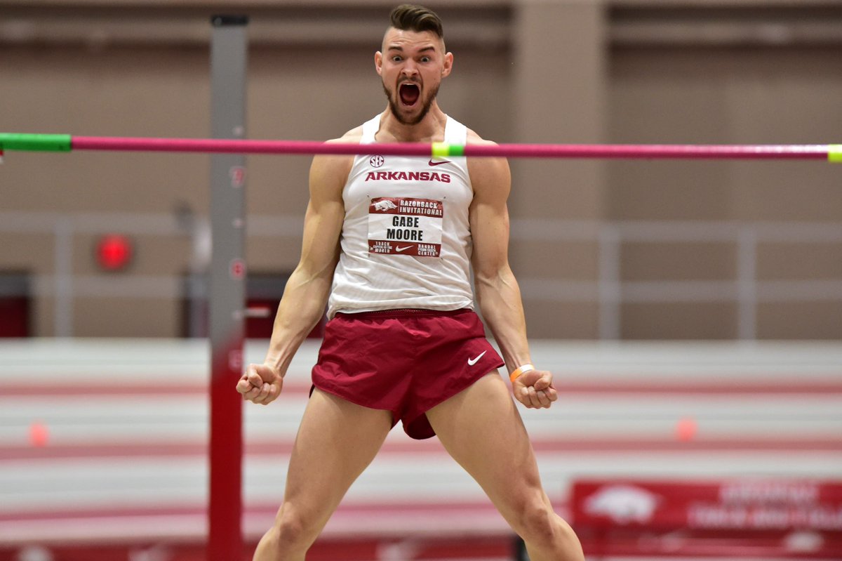 It was Gabe Moore and Erich Sullins leading the charge for Arkansas on day one of the Razorback Invitational #WPS🐗

📰 » bit.ly/2RgN73c