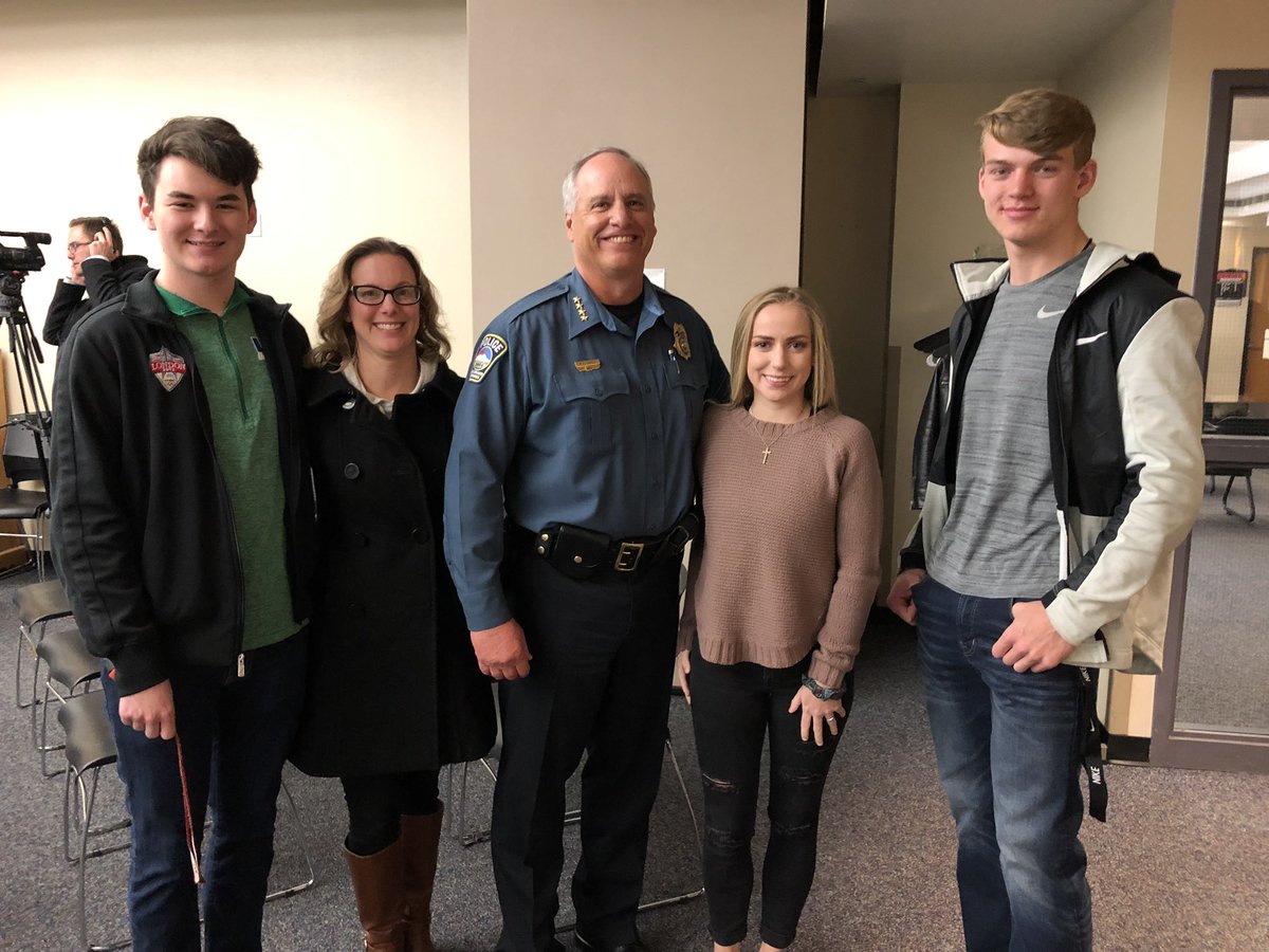 DHS Link Crew tweet media