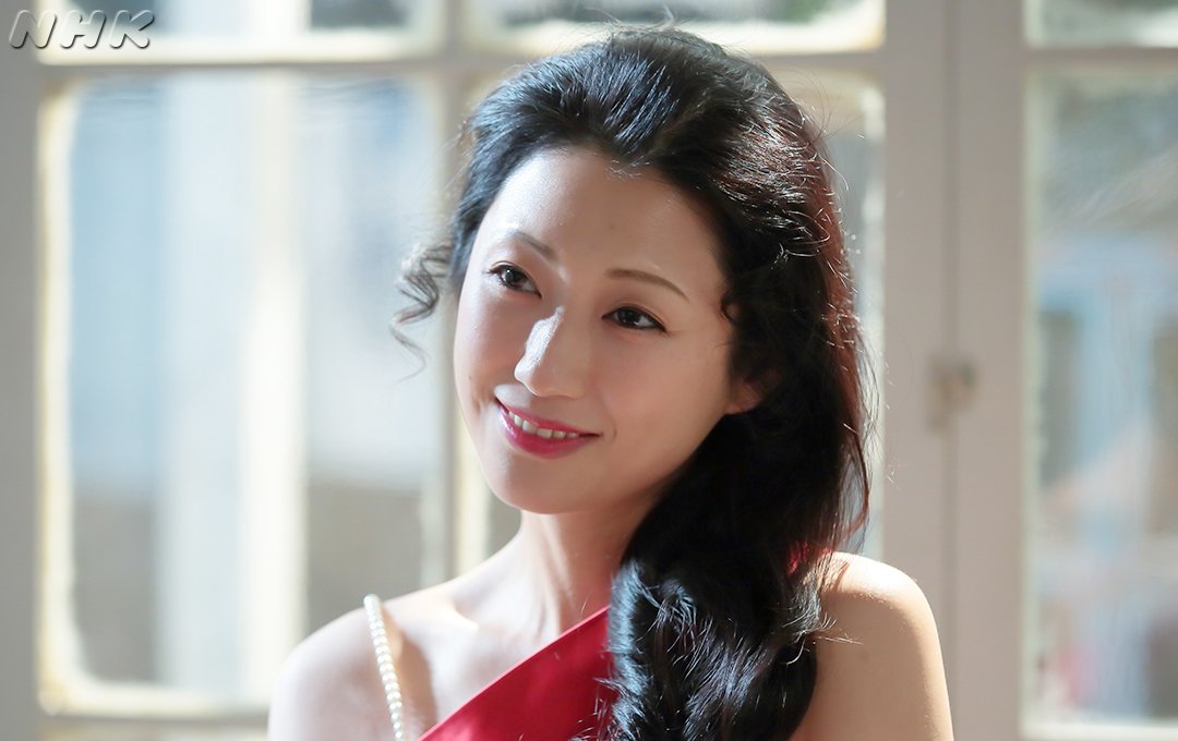 Tomoko Iwasaki まんぷく 即席ラーメン インスタントラーメン 名づけ親は鈴母さん 来週は美人で妖艶なモデルが登場したり塩軍団が再登場したり期待大 今日の昼放送はまさに昼テロ 寒い日にはラーメン いずれ熱湯で温めるだけのカレーもできるんですよ