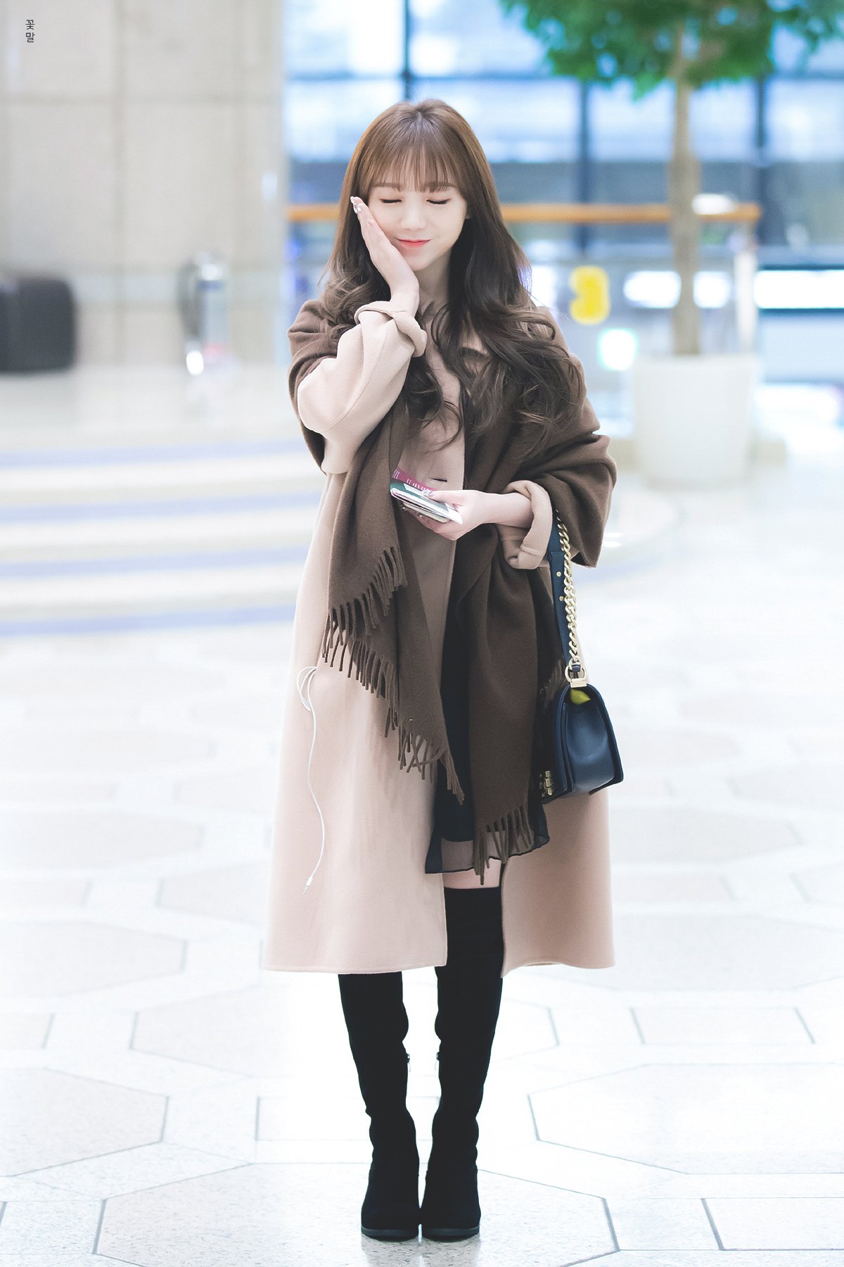 Dxzy81hVsAMYAw6.jpg:orig