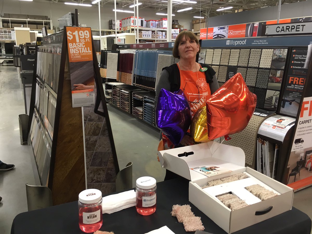 THDSachs's tweet photo. Kicking off 2019 with our carpet weekend event. https://t.co/EpY2EJX13W