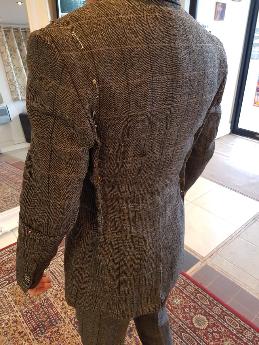 QuickStitch_Ltd's tweet photo. Looking for a well fitted suit. Bring it into one of our stores and we would be happy to fit it to your needs.
#quickstitchhandforth #mensfashion #tailored #sewing #seamstress #bespoketailoringservice #alterations #clothingrepair #clothingalterations #handforth #wilmslow https://t.co/9oQwcHjIS0
